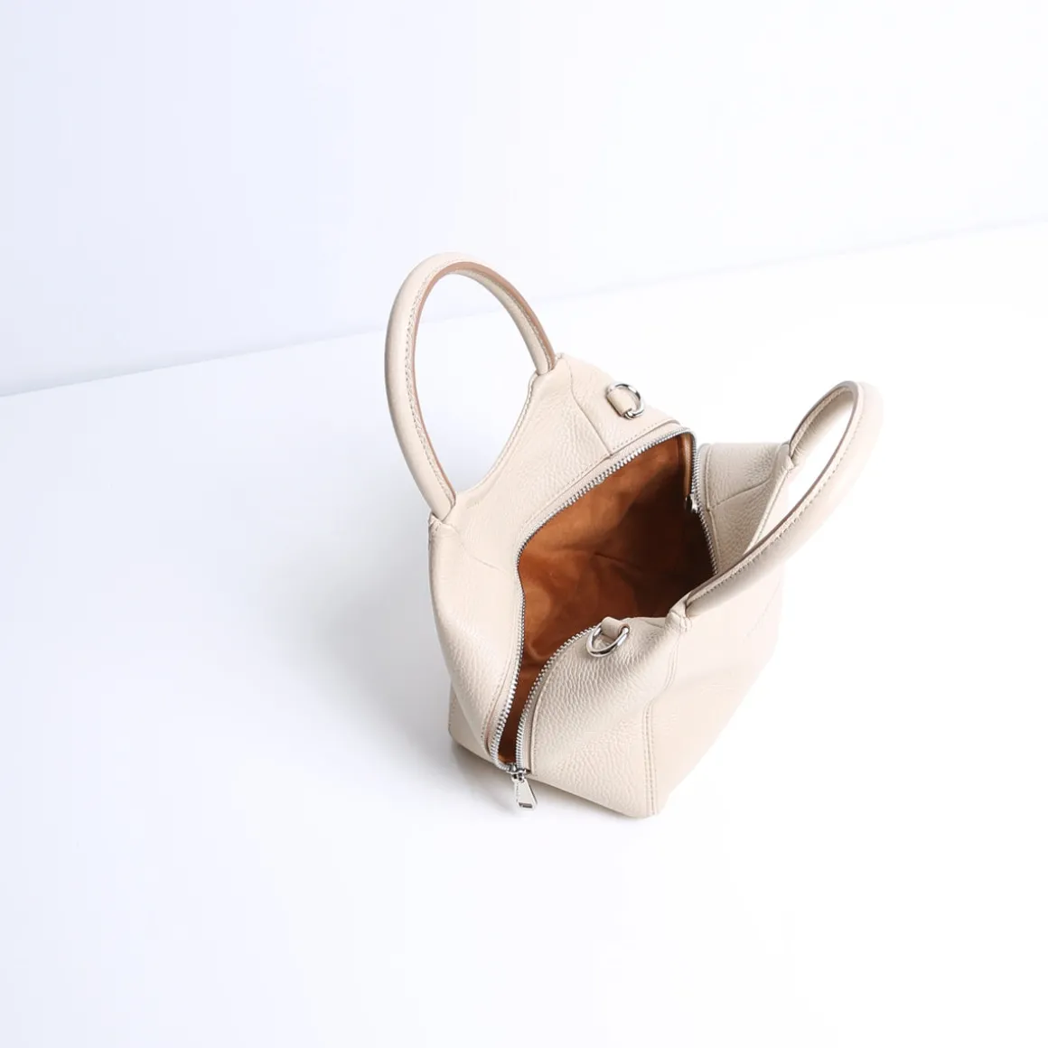 BONNY (online exclusive) | LIMESTONE