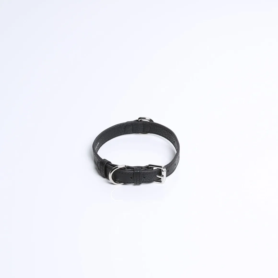 COLLAR | BLACK