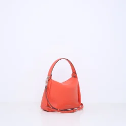 DUKE (online exclusive) | FIRE