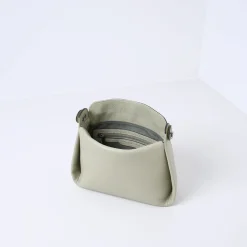 DUKE (online exclusive) | OLIVE