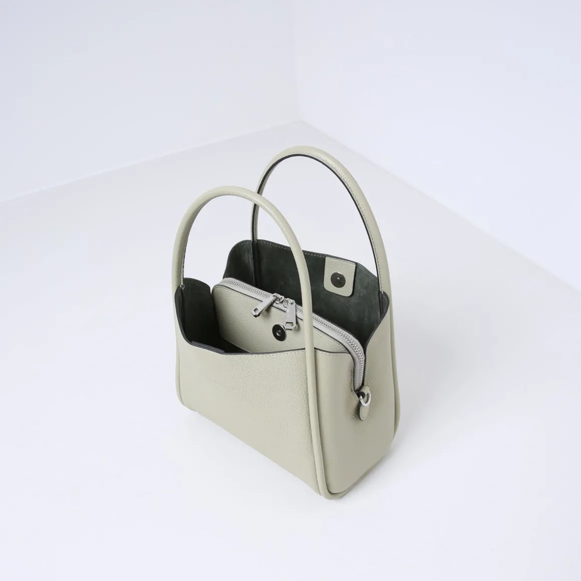 JENS (online exclusive) | OLIVE