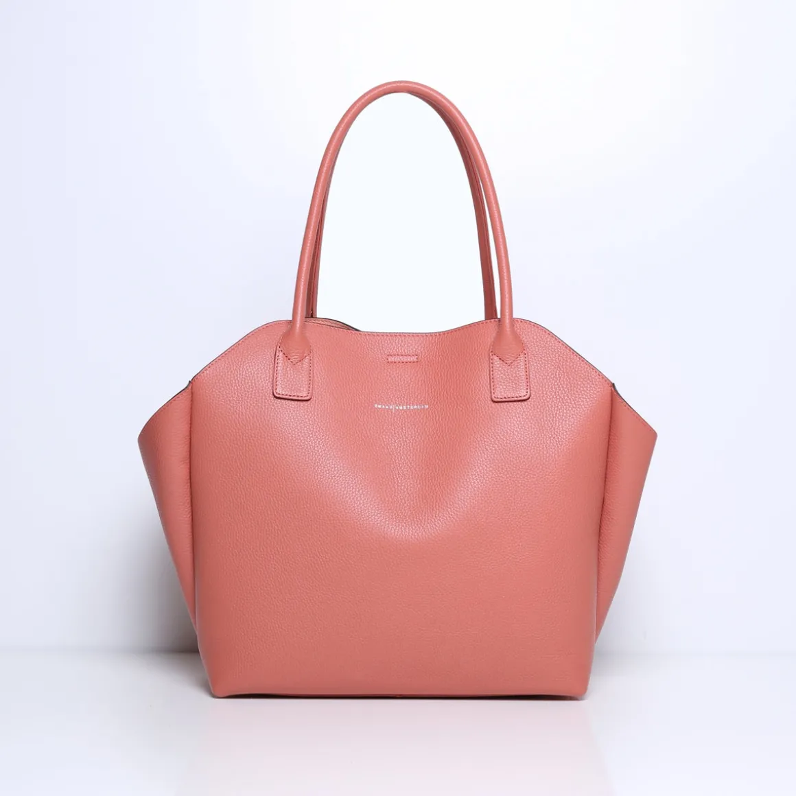 LOLA (online exclusive) | BRICK