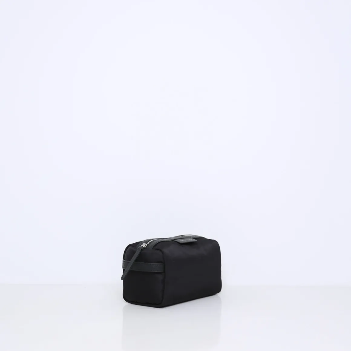 TRAVEL POUCH | BLACK