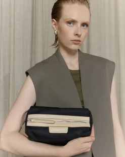 TRAVEL POUCH | LIMESTONE